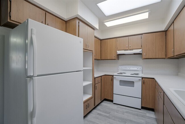 Building Photo - 3 Bedroom, 2 Bath Home with Garage For Rent in Prescott!
