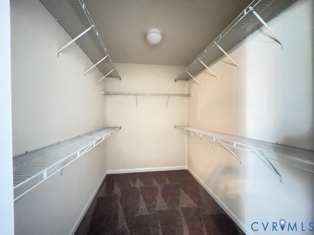 Building Photo - 8107 Creekside Village Dr