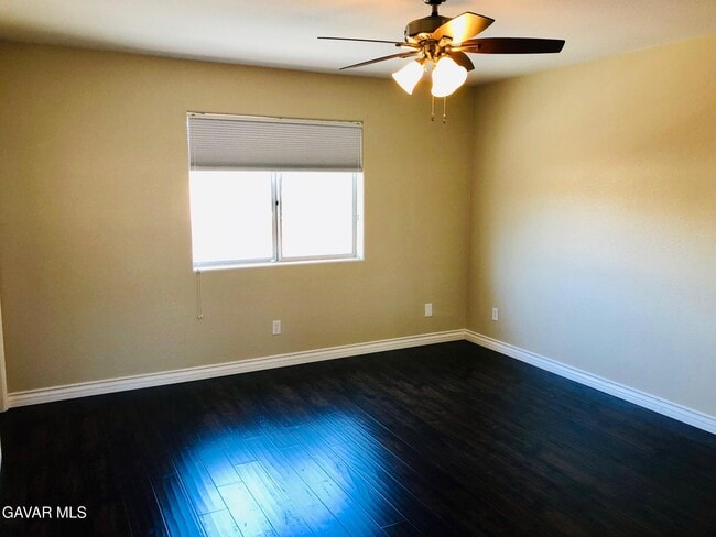 Building Photo - 1109 Beechdale Dr