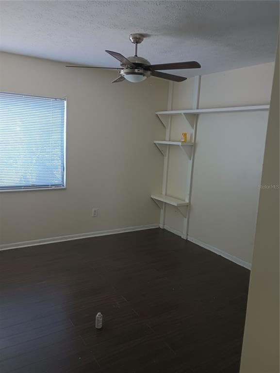 Building Photo - 4701 Country Hills Dr