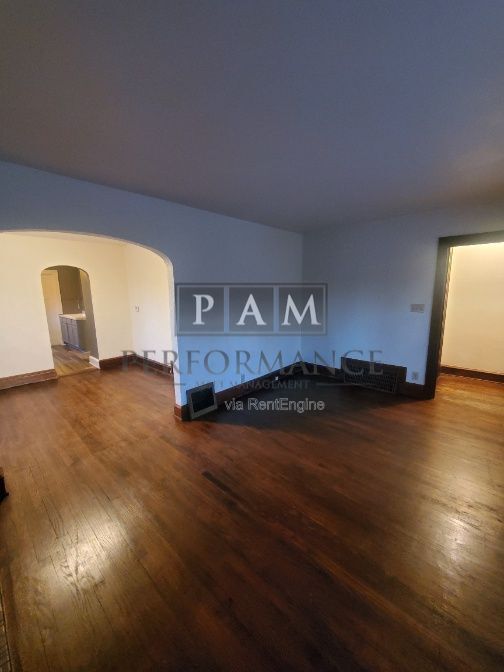 Building Photo - 1114 16th Ave