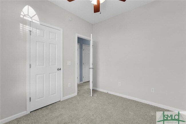 Building Photo - 85 Red Oak Dr