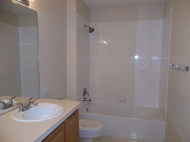 Building Photo - 2514 Rock Creek Dr