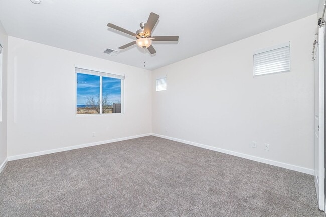 Building Photo - HOUSE -COTTONWOOD - HOA:THE VINEYARDS IN C...