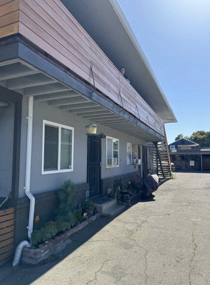 Building Photo - 52 Cleveland Ave