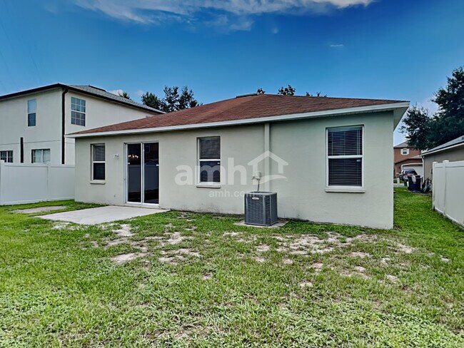Building Photo - 10424 Frog Pond Dr