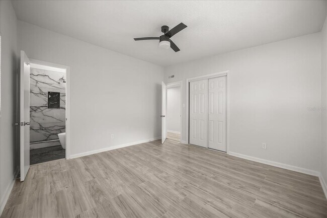Building Photo - 1849 Viburnum Ln