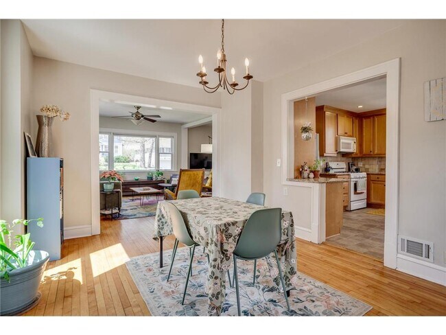 Building Photo - 3521 Girard Ave S