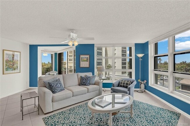 Building Photo - 2400 S Ocean Dr