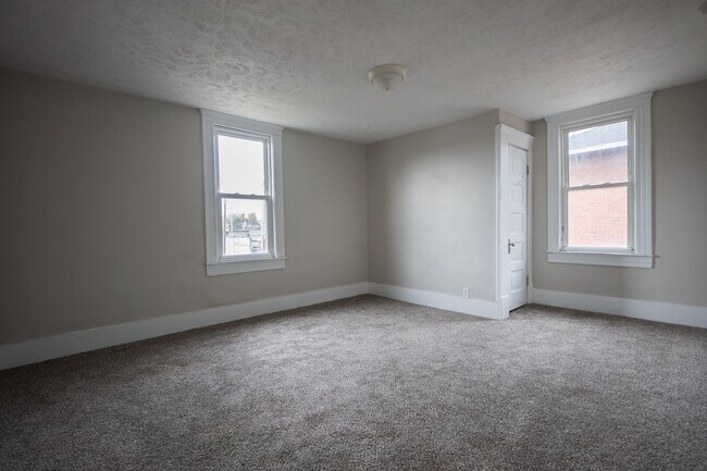 Building Photo - 116 Kennet Ct NW