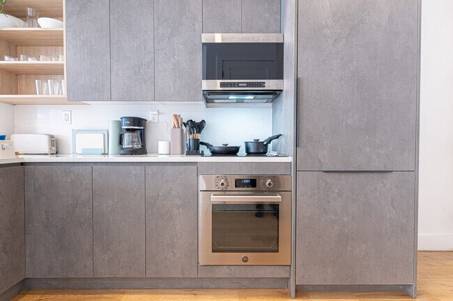 Building Photo - 251 Covert St.