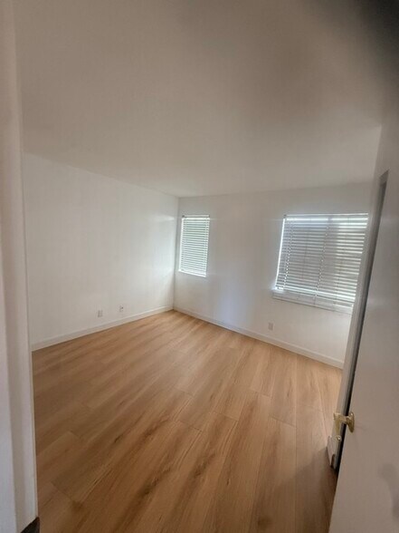 Building Photo - 1340 Glenwood Rd