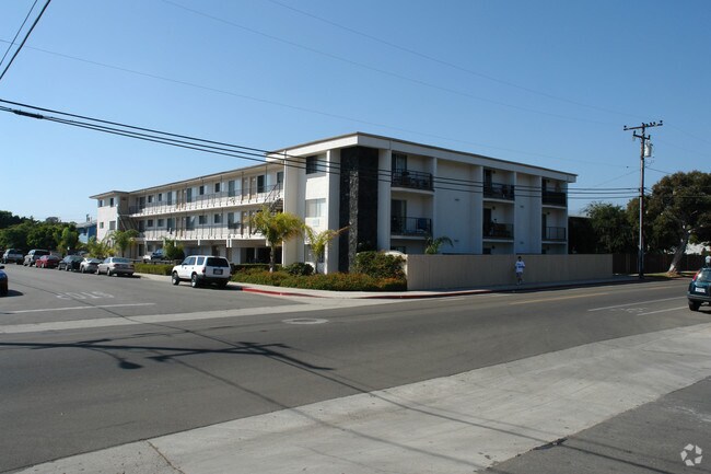 Building - 6548 Cordoba Rd