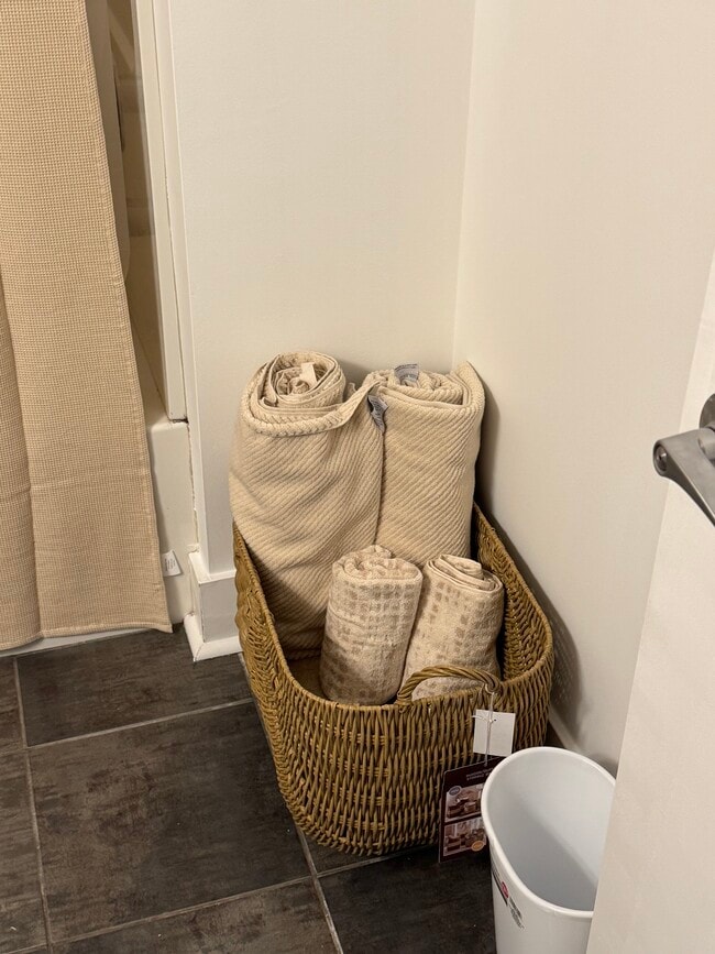 Building Photo - 413 Hancock Green Pl