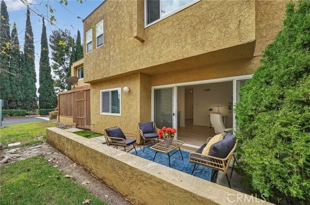 Building Photo - 4842 Carmonita Ln