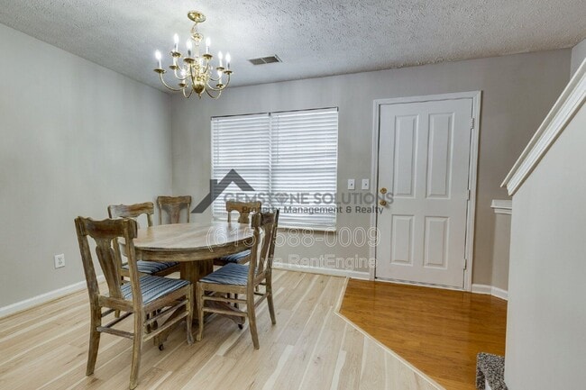 Building Photo - 668 Flintlock Ct