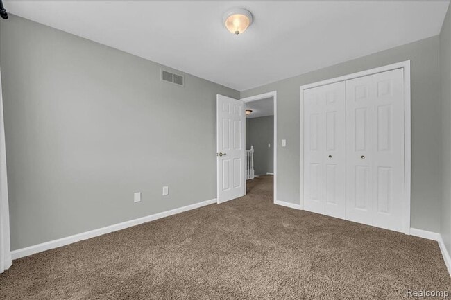 Building Photo - 13426 Denver Cir E