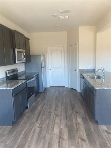 Building Photo - 2017 Delta Downs Dr