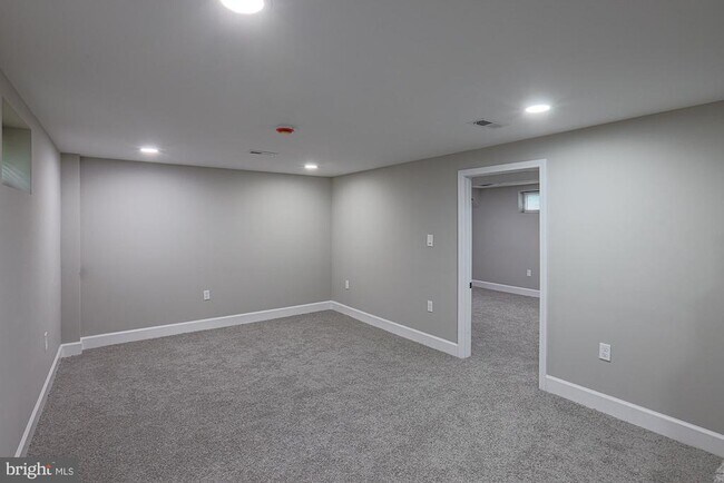 Building Photo - 5809 Eurith Ave