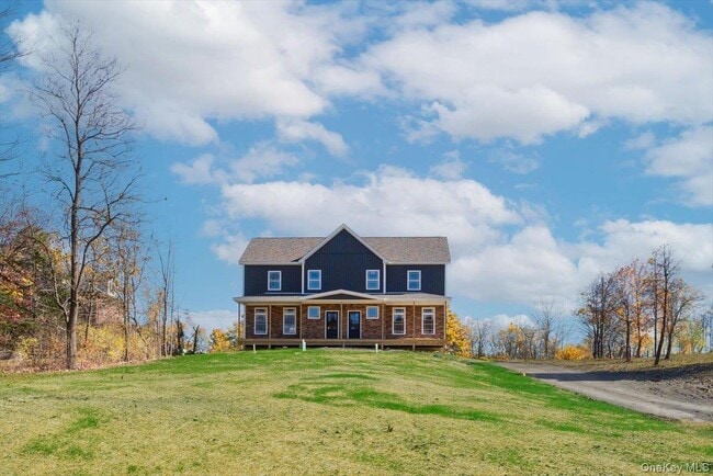 Primary Photo - 104 North Rd