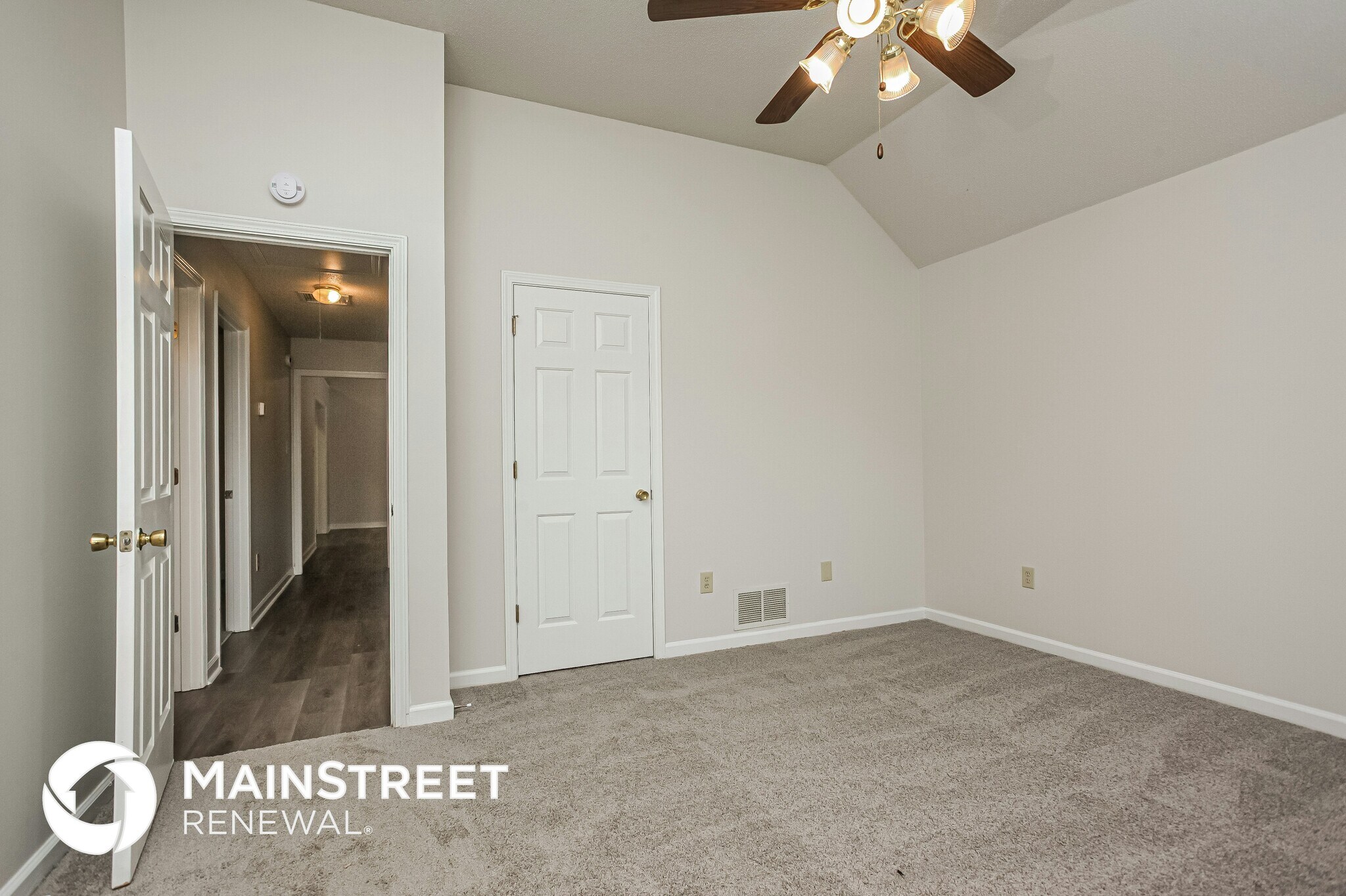 Building Photo - 7605 Davis Pkwy