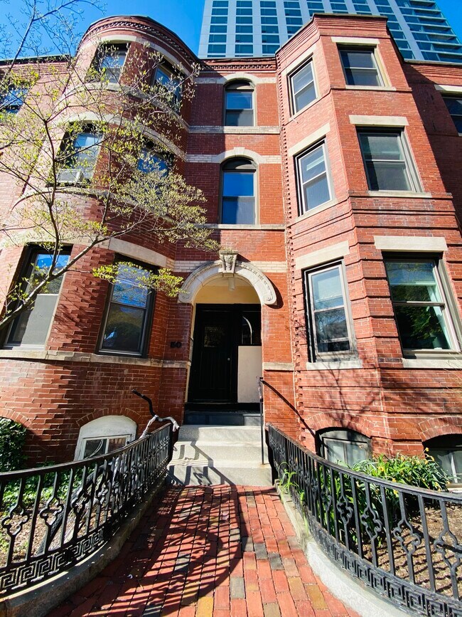 Building Photo - 50 Saint Germain St