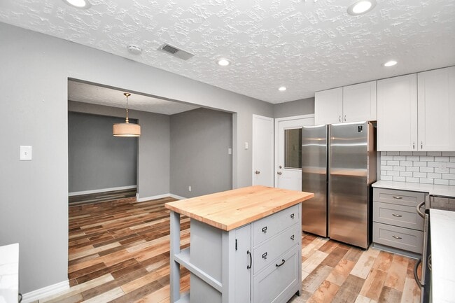 Building Photo - 1911 Pepperrell Pl Ct