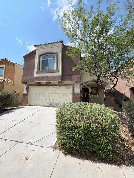 Building Photo - 6112 E Paradise Ln