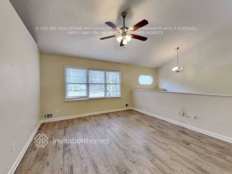 Building Photo - 1780 Rolling Hills Trail SE