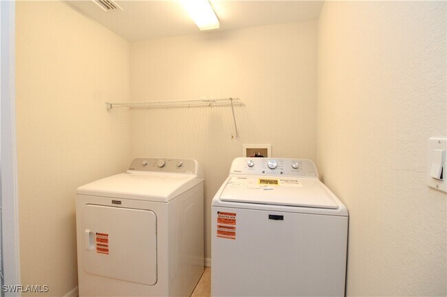 Building Photo - 4500 Botanical Pl Cir