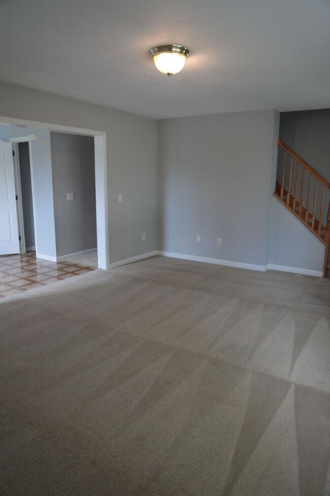 Building Photo - 3326 Yellow Sulphur Rd