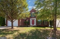 Building Photo - 5203 Linden Dr