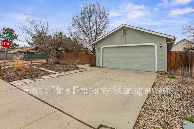 Building Photo - 6003 N Waterside Pl