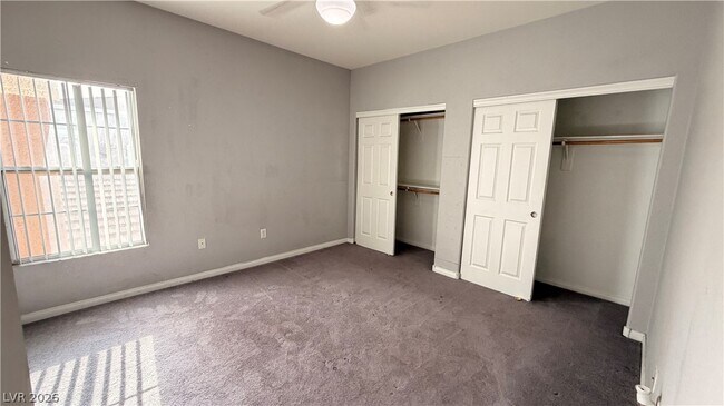 Building Photo - 830 Carnegie St