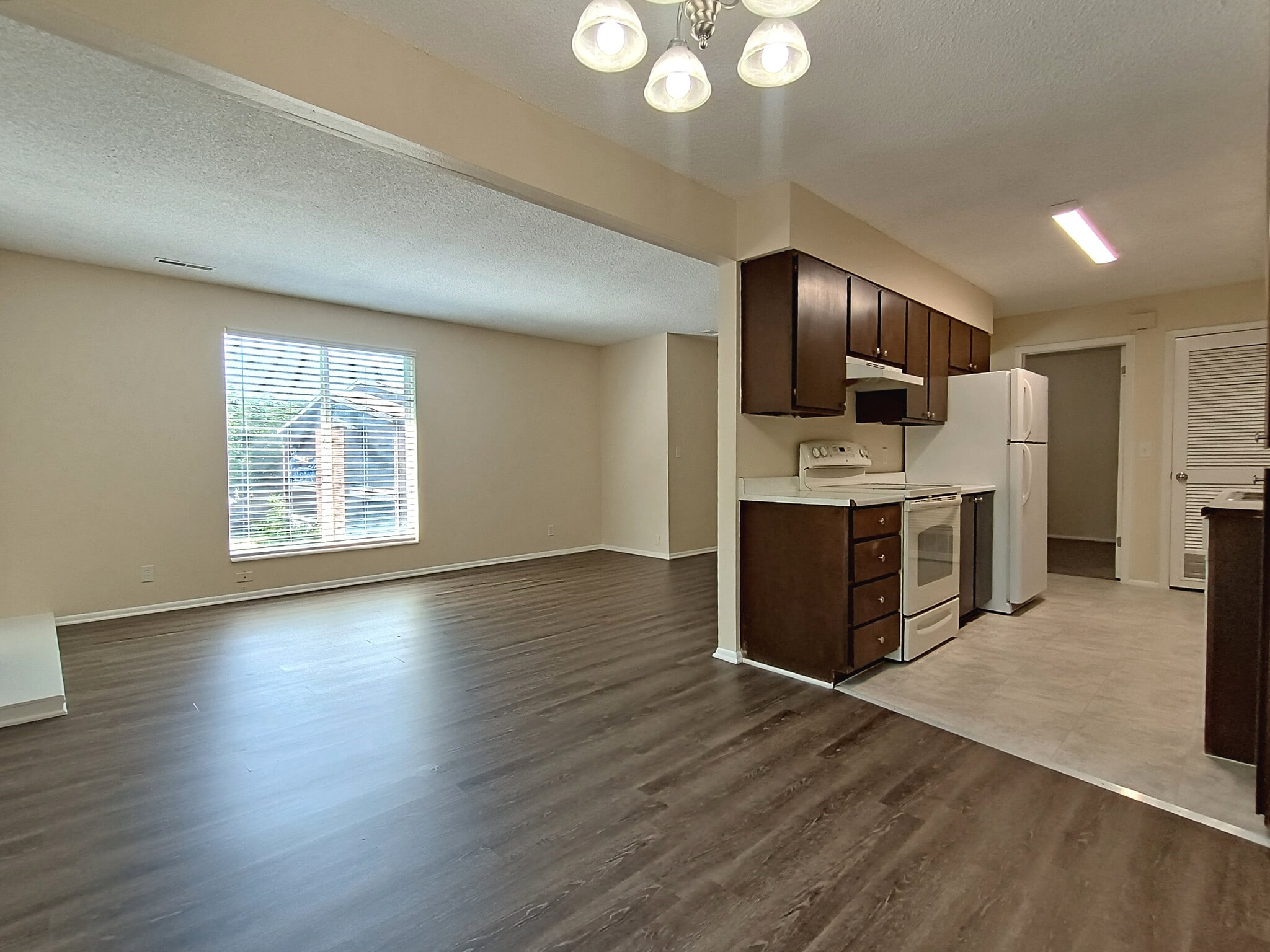 Building Photo - 4536 South 1900 West