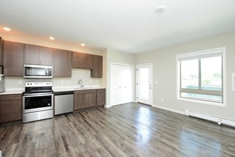 Building Photo - 914-15t 15th St N