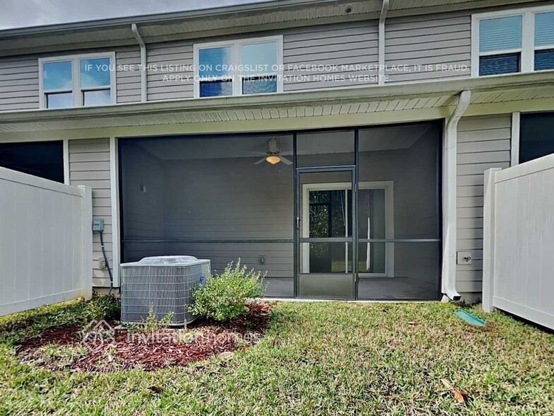 Building Photo - 13305 Shore Grass Dr