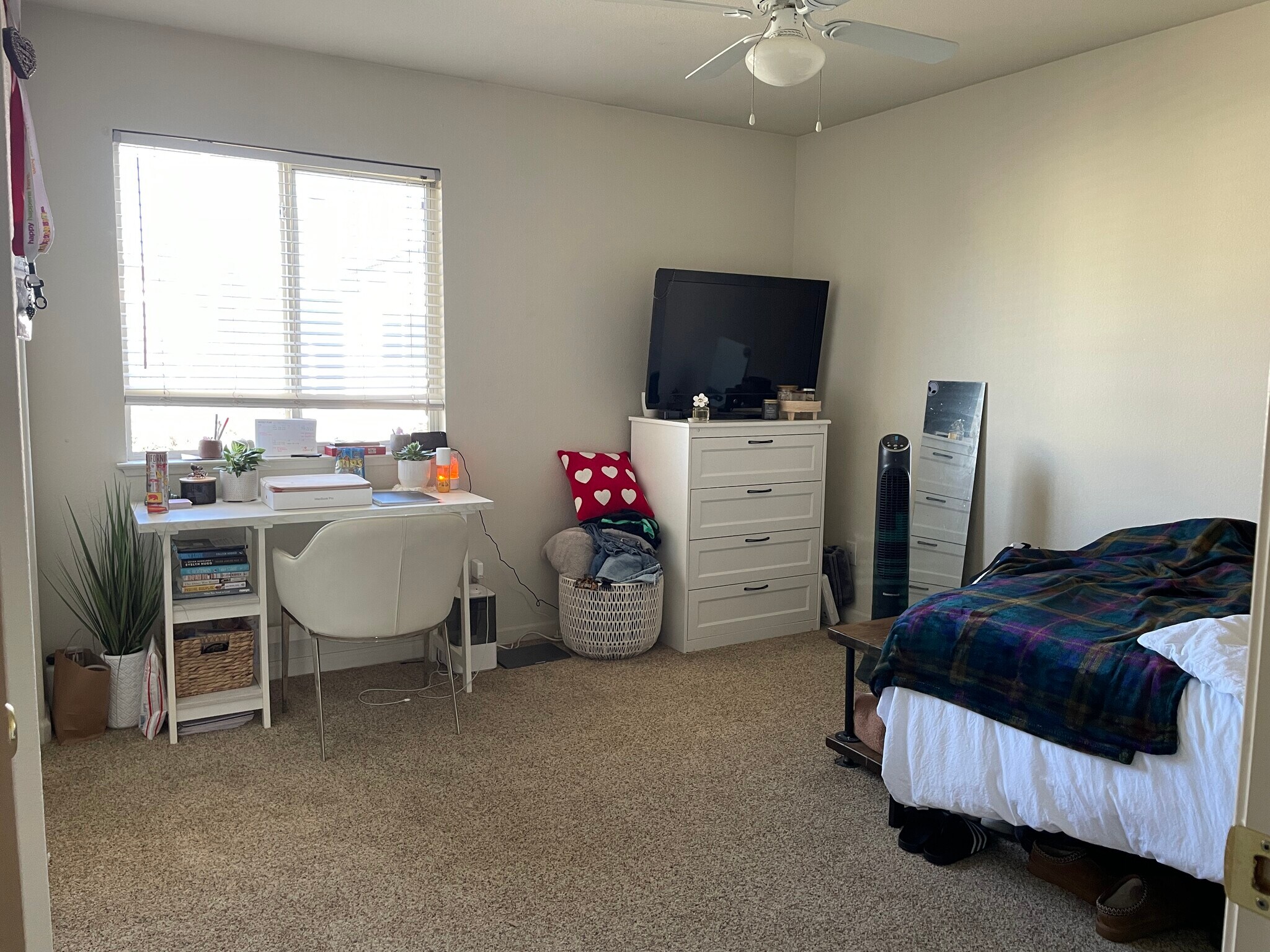 Bedroom next to Master - 8022 Mammoth Dr