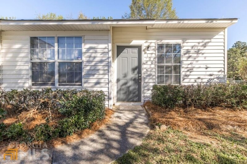 Primary Photo - 100 Mauldon Ct