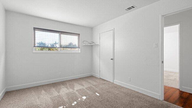 Building Photo - Charming North Vacaville Home-3bed, 2bath