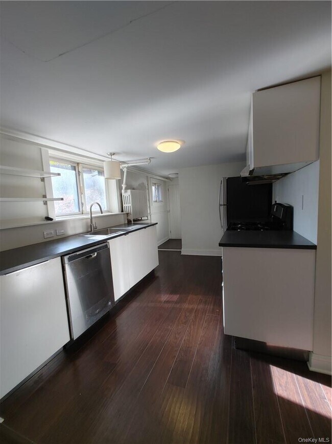 Building Photo - 7 Prospect St