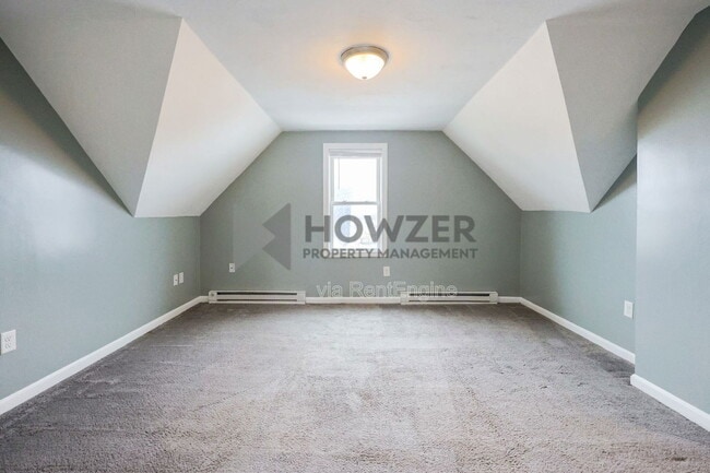 Building Photo - 4 E Broadway