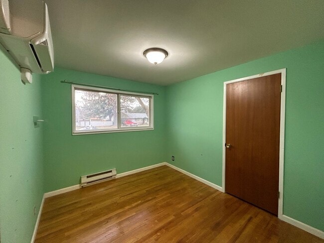 Building Photo - Spacious Single-Story Home on Corner Lot