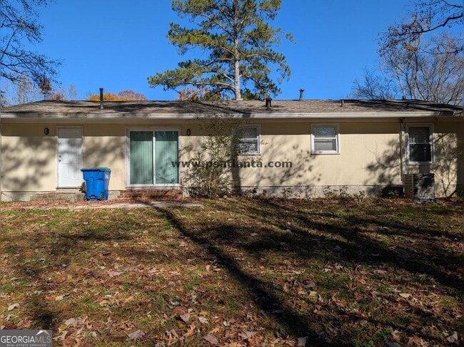 Building Photo - 525 Cedar Wood Ct SW