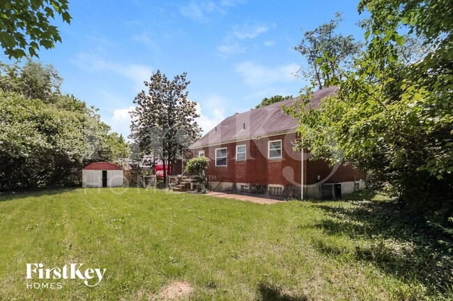 Building Photo - 9216 Maverick Dr