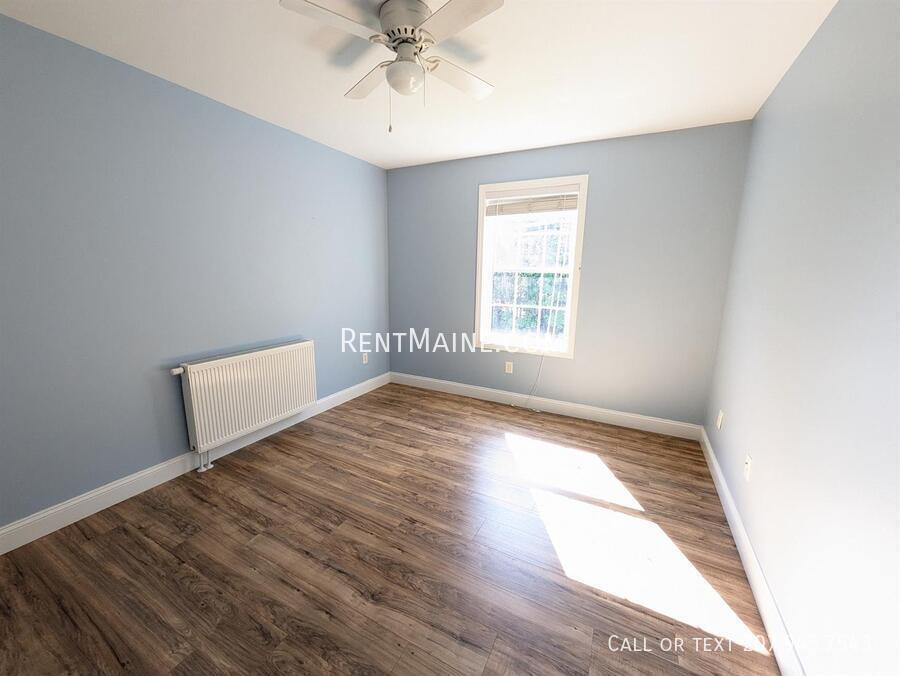 Building Photo - 13 Basketball Ct