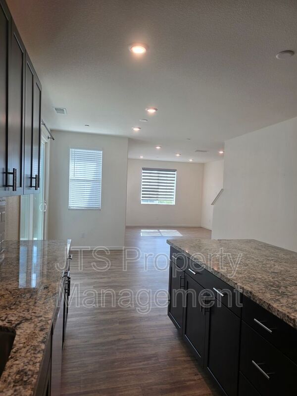 Building Photo - 3217 Sunny Gate Ln