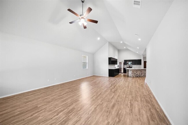 Building Photo - 14102 Silver Falls Ct