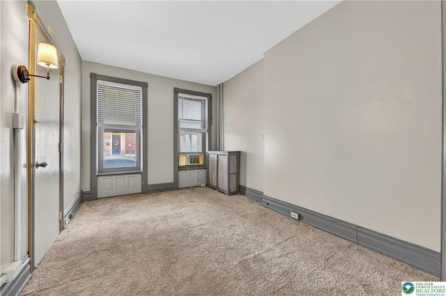 Building Photo - 1139 Linden St