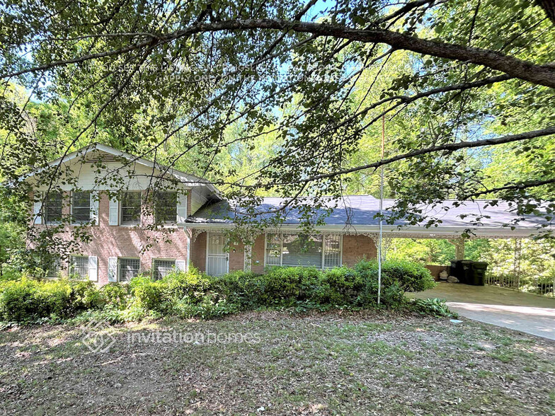 Building Photo - 2819 Collier Dr NW